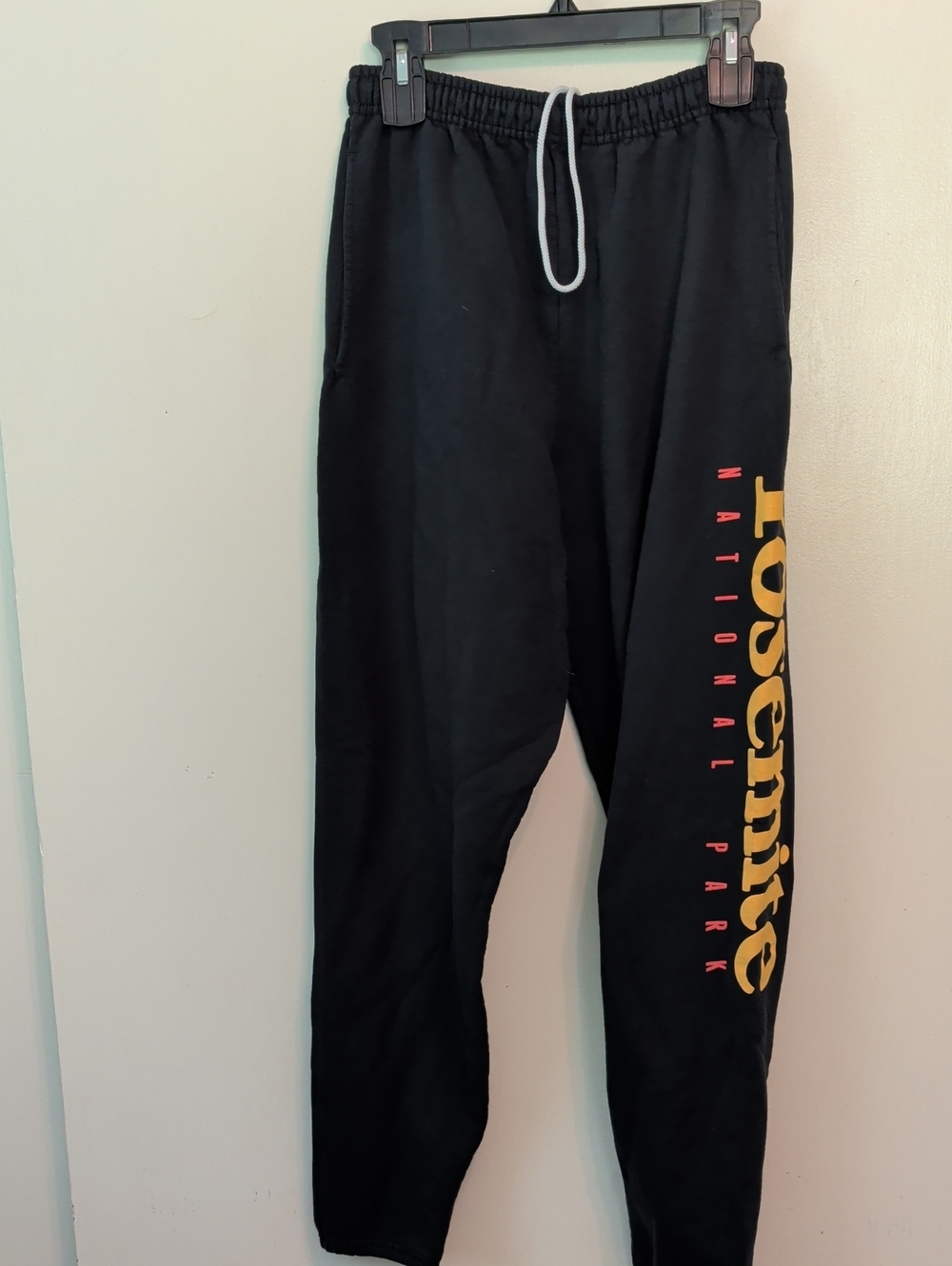 Body Rags Black Jogger Sweatpants Joggers Yosemite National Park Small Mens